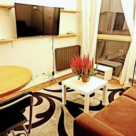 La Coquette, Paris Invalides, Tour Eiffel Paříž